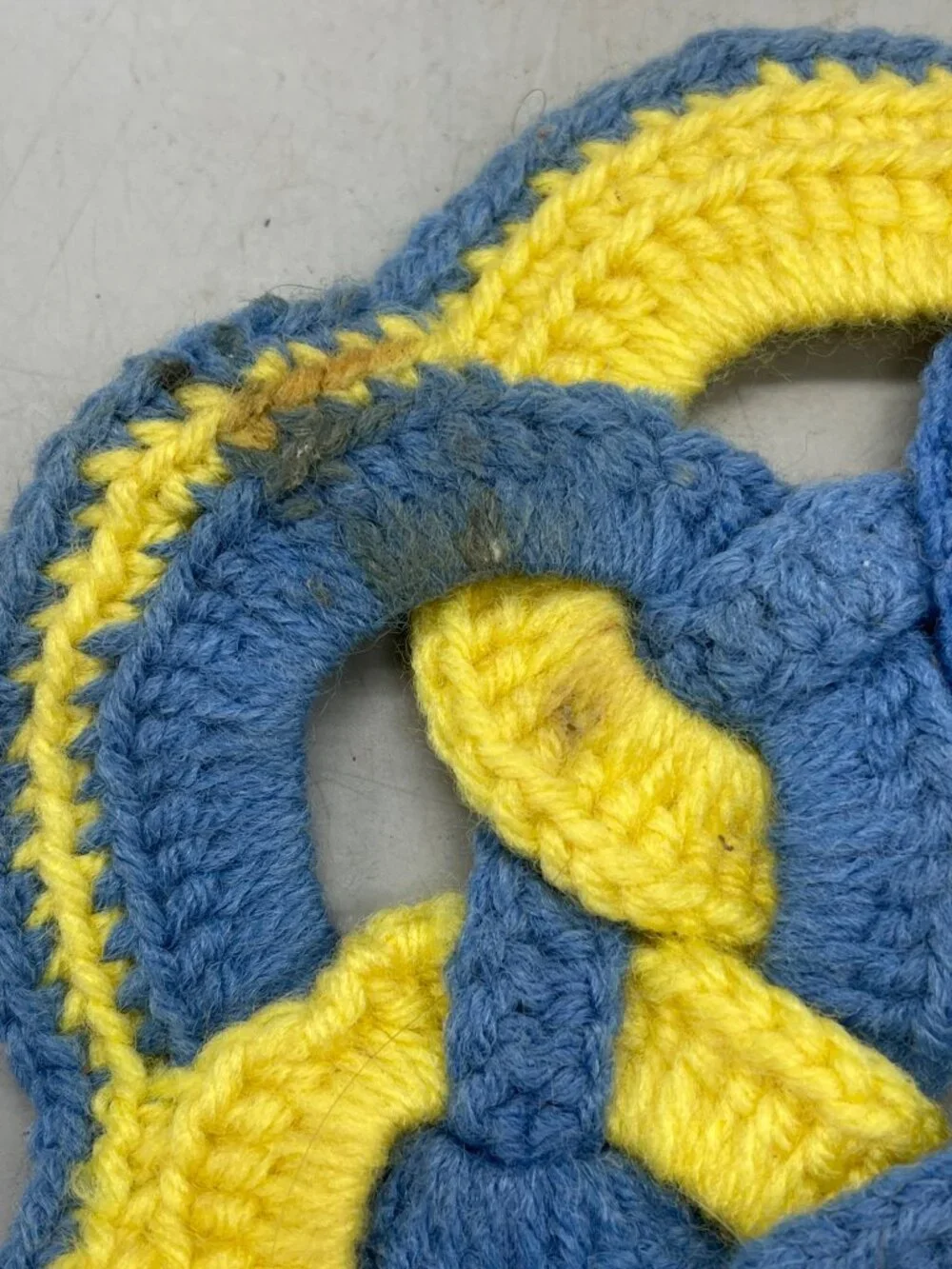 vintage crocheted amish style knot pot holder trivet blue yellow 8